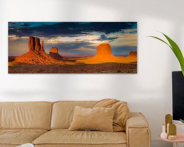 Monument Valley panorama by Antwan Janssen