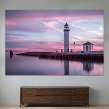 Phare au coucher du soleil