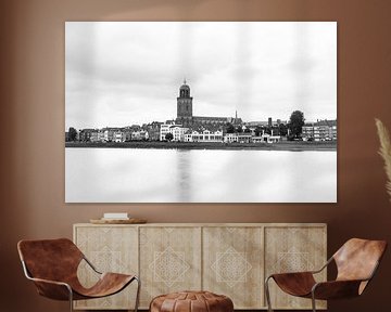 Stadszicht Deventer met IJssel en Lebuinuskerk,  Zwart Wit