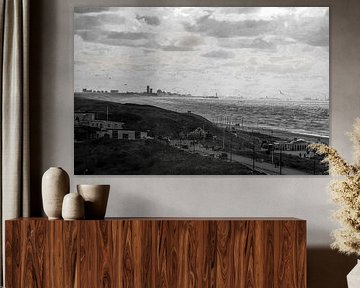 côte de katwijk depuis le phare noir et blanc rétro