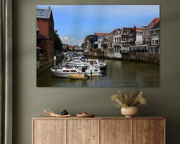 Gracht door Dordrecht van FotoGraaG Hanneke