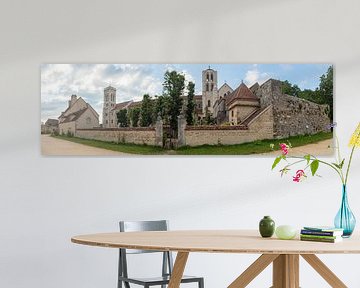 Basiliek (en Abdij) van St Magdalene in Vézelay, Frankrijk van Joost Adriaanse