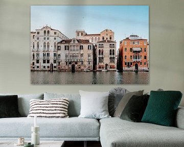 Prachtige architectuur in stil Venetië, Italië van Milene van Arendonk