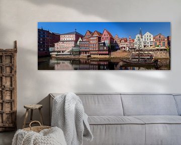 Historische Hausfassaden  Am Stintmarkt, Fluss Ilmenau, Altstadt, Lüneburg, Niedersachsen, Deutschla