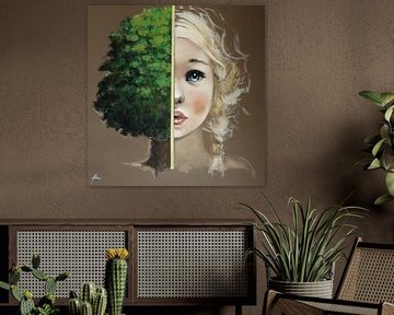 Girl and Tree von Petra Kaindel