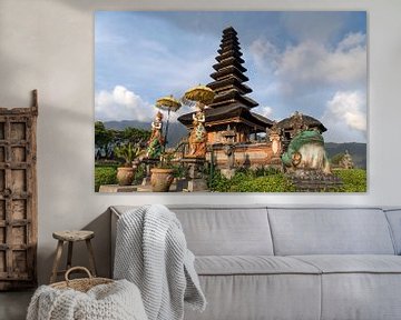 Temple de l'eau Pura Ulun Danu Bratan, Bali, Indonésie sur Peter Schickert