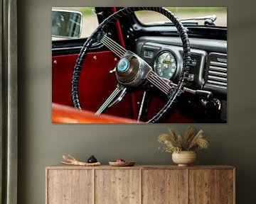 Stuur en dashbord van een oldtimer auto van Jolanda de Jong-Jansen