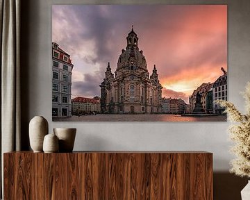 Kerk in het historische stadscentrum, Frauenkirche, zonsopgang, Dresden, Duitsland van Fotos by Jan Wehnert