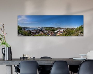 Panoramisch uitzicht op de Noorse stad Sandefjord van Matthias Korn