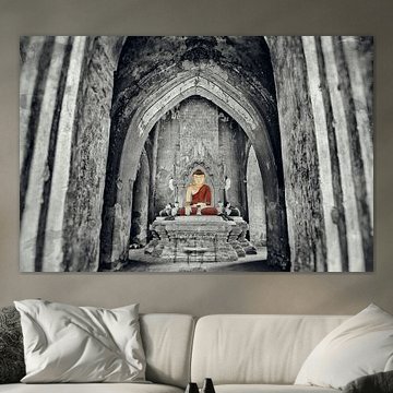 Sitzende Buddhas in der Tempelanlage Bagan Burma Myanmar.