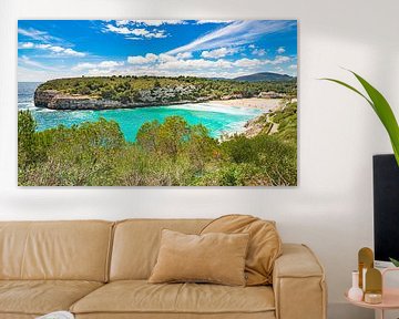 Bord de mer de Cala Romantica, îles Baléares, mer Méditerranée sur Alex Winter