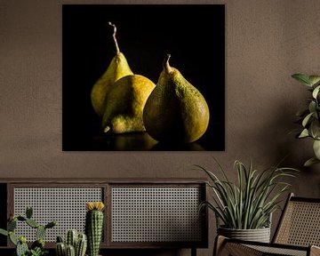 The fallen pear by Marian Waanders