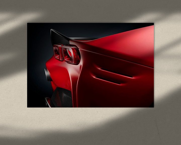 Sfeerimpressie: Ferrari SF90 Stradale achterlicht van Thomas Boudewijn