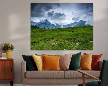 Blick auf die Gebirgskette im Karwendelgebirge von Animaflora PicsStock