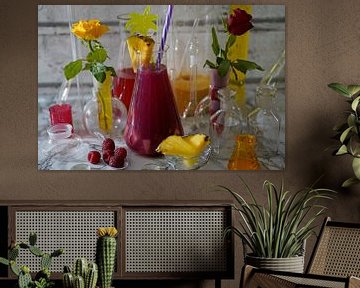 Framboos en ananas gin cocktail. van Babetts Bildergalerie