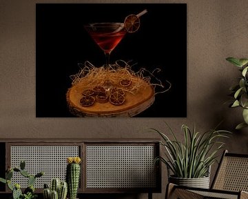 Cocktail mit Limettensaft, Cranberry und Wodka