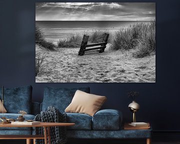 Strand von Terschelling in schwarz-weiß von Dennis Schaefer