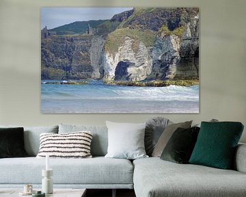 The White Rocks Beach is located directly at the Causeway Coastal Route. by Babetts Bildergalerie