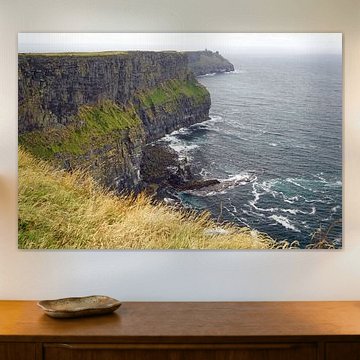 Die Cliffs of Moher sind die bekanntesten Klippen in Irland.