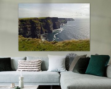 The Cliffs of Moher are the most famous cliffs in Ireland. by Babetts Bildergalerie