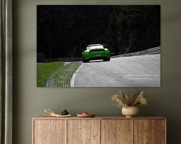 Une Porsche 911 GT 3 RS verte de Mantey Racing sur la Nordschleife. sur David Esser