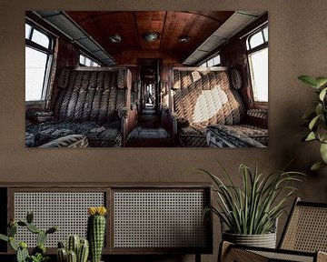 Orient Express Trein - Verlaten oude Wagon van Frens van der Sluis