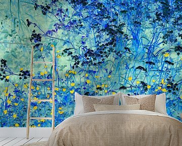 Boterbloemen in blauw behang van Corinne Welp