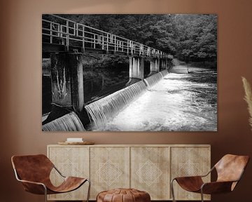 Brücke über den Fluss Ourthe, Nisramont, Belgien von Imladris Images