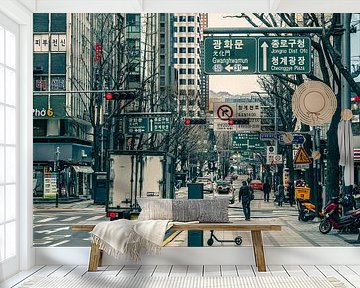 The streets of Seoul. by Mickéle Godderis