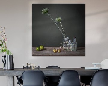 Modern still life with leek bulbs [square]. by Affect Fotografie