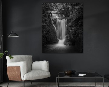 Geroldsauer Wasserfall in schwarz-weiß von Henk Meijer Photography