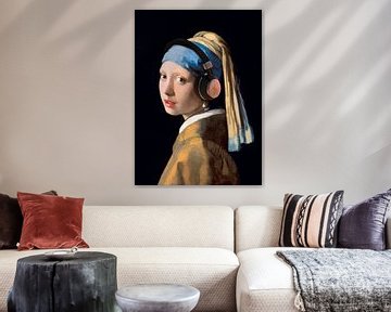 Meisje met de Parel van Johannes Vermeer... met een Koptelefoon! (bijgesneden) van Maarten Knops