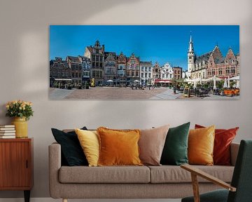 Place du marché de Dendermonde/ Termonde sur Werner Lerooy