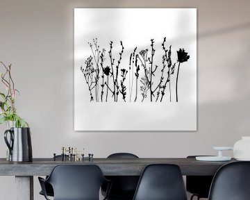 Botanische illustratie met planten, wilde bloemen en grassen 10.  Zwart wit. van Dina Dankers