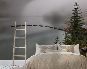 Pragser Wildsee in den Dolomiten. von Menno Schaefer