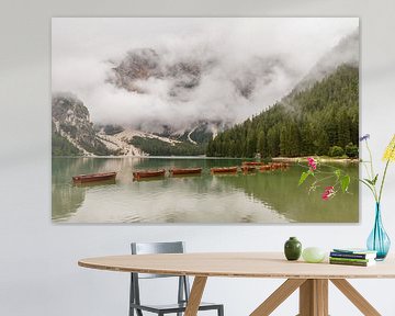 Lago di Braies in de Dolomieten. van Menno Schaefer