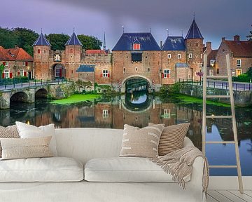 Een avond bij de Koppelpoort in Amersfoort van Henk Meijer Photography