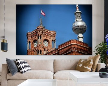 BERLIN Rotes Rathaus und Fernsehturm - red city hall