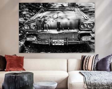 Cubaanse Pontiac MDR 092 (zwart wit) van 2BHAPPY4EVER photography & art
