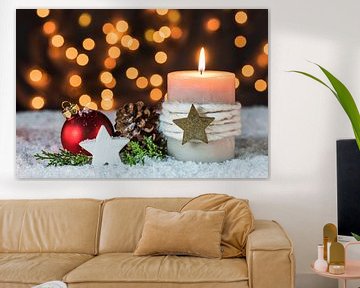 Feestelijke kerst- en adventskaarsversiering met ornamenten van Alex Winter