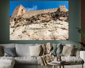 Mur avec tours de la forteresse Alcazaba à Almeria, Andalousie, Espagne sur WorldWidePhotoWeb