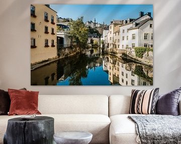 De Stad van Luxemburg, me de Alzette-rivier in de voorgrond van Art Shop West