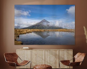 Reflectie van Mount Taranaki van Marcel Saarloos
