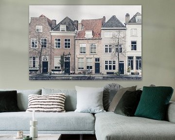 Straßenansicht der alten Grachtenhäuser von 's-Hertogenbosch