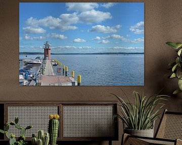 Marina und Leuchtturm in Plau am See,Mecklenburgische Seenplatte von Peter Eckert