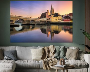 Zonsondergang in Regensburg, Duitsland van Michael Abid