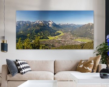 Zugspitze und Garmisch-Partenkirchen von Walter G. Allgöwer