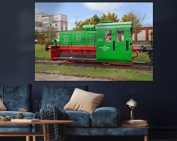 Une ancienne locomotive dans le port des sciences de Magdebourg sur t.ART