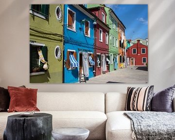 Gekleurde huizen in Burano (9) van Jolanda van Eek en Ron de Jong