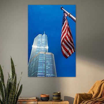 Trump Tower in Chicago USA mit blauem Himmel und amerikanischer Flagge